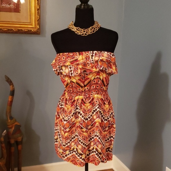 Dress - Picture 3 of 5